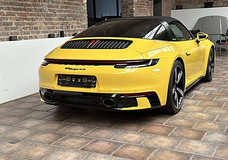 Porsche 992 911 Targa 4S SPORTDESIGN-PAKET*LED*BOSE*SPORTABGAS