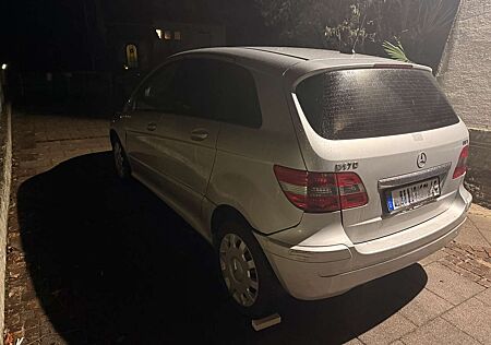 Mercedes-Benz B 170 NGT BlueEFFICIENCY