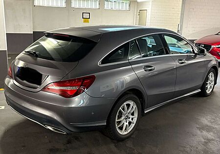 Mercedes-Benz CLA 180 Shooting Brake d Urban