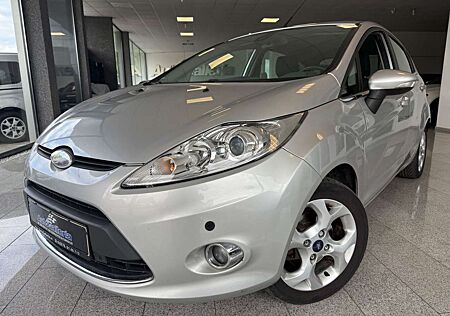 Ford Fiesta Titanium Klimaauto. TÜV. PDC.