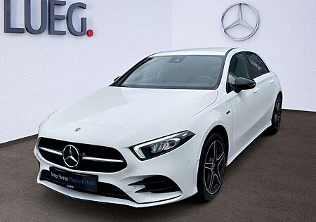 Mercedes-Benz A 250 e Kompakt AMG-Rückfahrkamera-Navi-LED