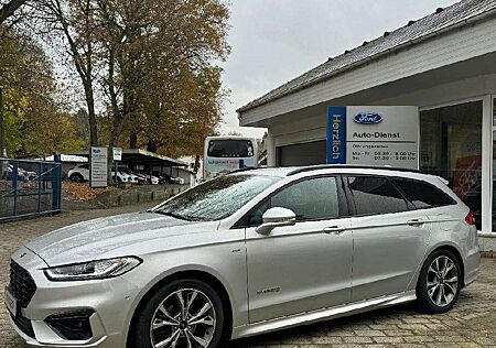 Ford Mondeo Hybrid ST-Line