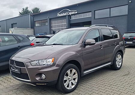 Mitsubishi Outlander Motion 4WD/Autom./Kamera/AHK/2.T/Klima/2.Ha/