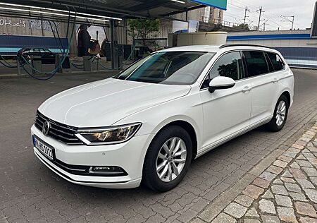 VW Passat Variant Volkswagen 2.0 TDI SCR Comfortline