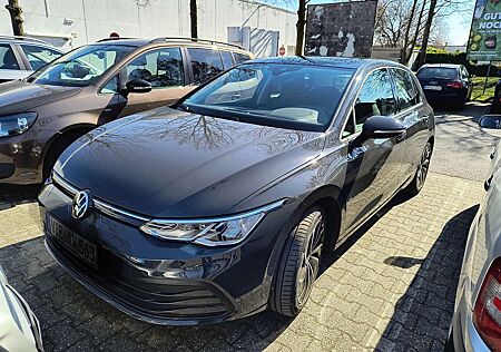 VW Golf Volkswagen VIII Life