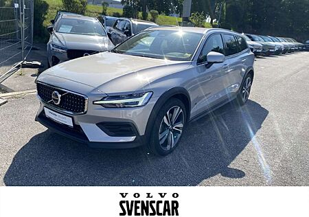 Volvo V60 CC V60 Cross Country Cross Country Plus AWD B4 Diesel EU6d StandHZG Dig