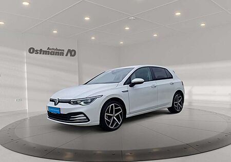 VW Golf Volkswagen VIII 1.5 eTSI Style Massage ParkAss. 4xSHZ