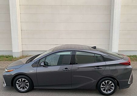 Toyota Prius Plug-in Executive Solar, 360°, JBL