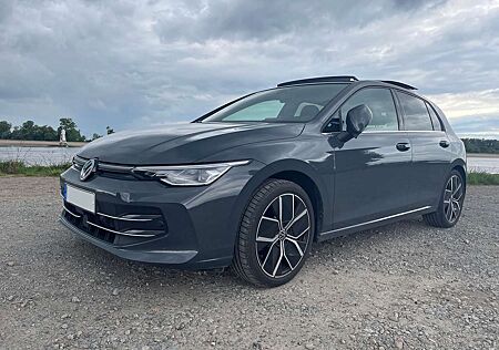 VW Golf Volkswagen 1.5 eHybrid OPF DSG Edition 50