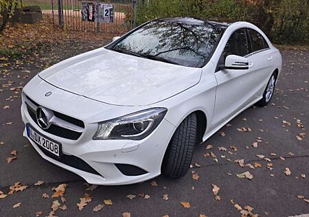 Mercedes-Benz CLA 180 Urban