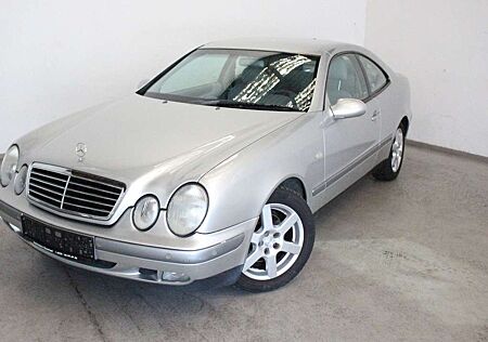 Mercedes-Benz CLK 230 KOMPRESSOR,SPORT Ausst,Automatik,Navi