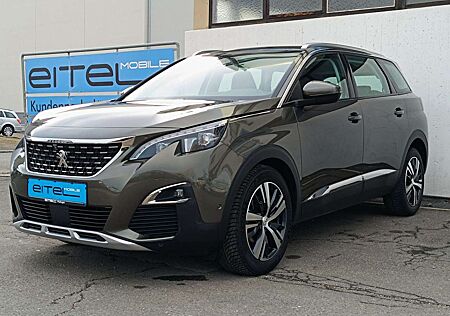 Peugeot 5008 Allure 1,5 Navi 360° Kamera 7 Sitzer LED