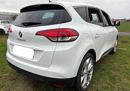 Renault Scenic ENERGY TCe 115 EXPERIENCE