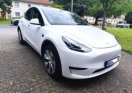 Tesla Model Y RWD 1. HAND NAVI KLIMA KAMERA STANDHEIZUNG