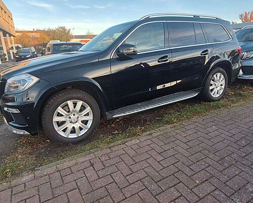 Mercedes-Benz GLS 350 d 4Matic AMG Paket 7 Sitze Leder Kamera