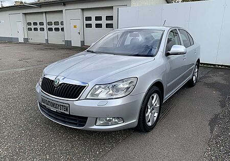Skoda Octavia 1.8 TSI "Elegance" *Leder*Navi*SHZ*Xenon*