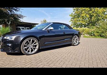 Audi RS5 Cabrio S tronic