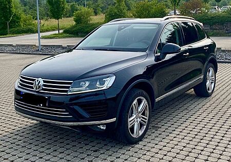 VW Touareg Volkswagen Diesel 3.0TDI V6 Luft ACC Xen Pano AHK