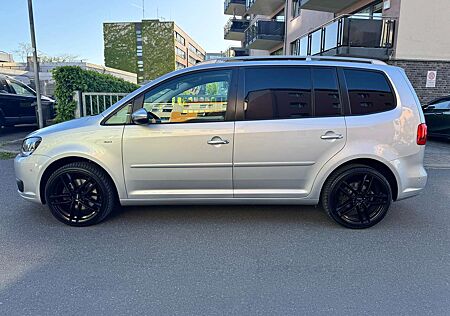 VW Touran Volkswagen 2.0 TDI DPF Life Automatik 7 Sitze