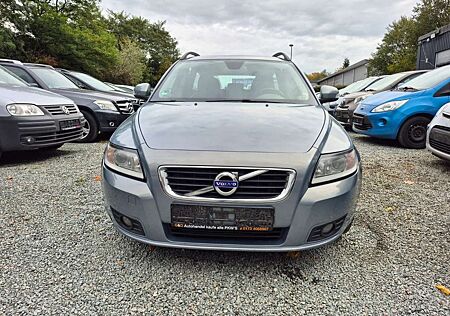 Volvo V50 Kombi D4 Momentum*Automatik*TÜV9/27