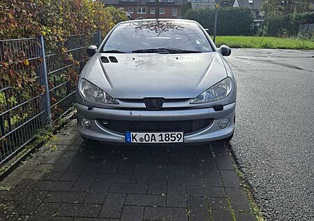Peugeot 206 CC 110 Automatik Platinum