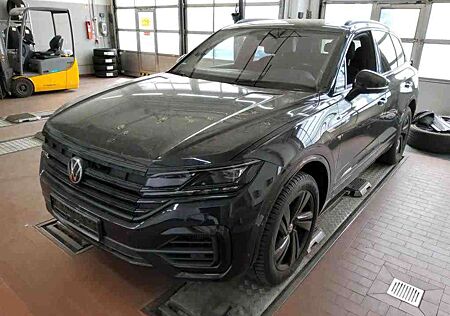 VW Touareg Volkswagen R 3.0 e-Hybrid AHK Pano Black Dynaudio Estoril