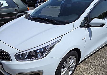 Kia XCeed Ceed SW / cee'd SW Ceed SW 1.4 CVVT Dream Team Edition