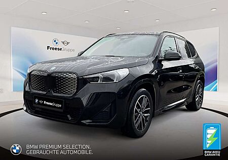 BMW iX1 eDrive20 M Sportpaket Head-Up HK HiFi DAB