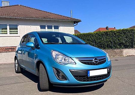 Opel Corsa 1.4 16V Color Edition