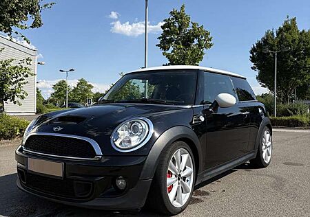 Mini Cooper S Tüv und Bremsen Neu