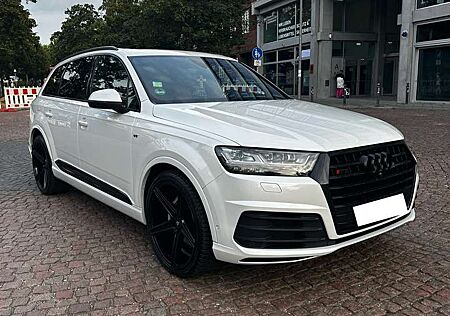 Audi Q7 3.0 TDI Quattro Tiptronic Panorama 22Zoll AHK