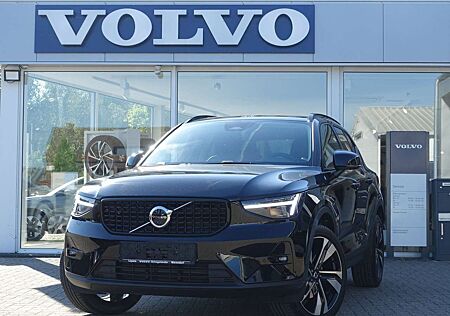 Volvo XC 40 XC40 B4 Ultra Dark Pano/360°/E-Sitze/20"