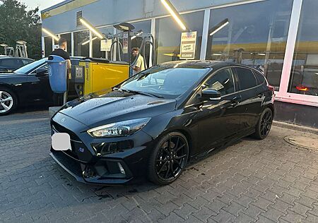 Ford Focus RS Performance All Black 4wd