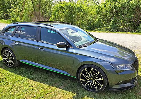 Skoda Superb Sportline/4x4/Kamera/8x Alu/Panorama/Business