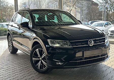 VW Tiguan Volkswagen 2.0 TDI DSG Highline * Top Ausstattung *