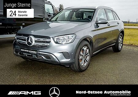 Mercedes-Benz GLC 220 d 4M KAMERA NAVI STDHZG LED TEMPO SHZ