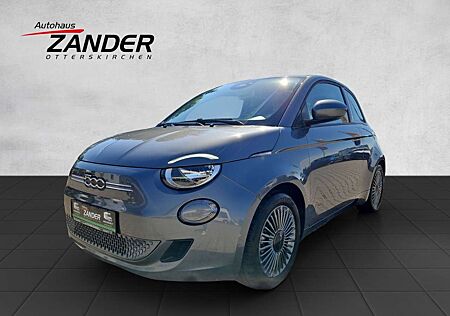 Fiat 500 e Icon Batterieprotokoll,Tempomat,Navi