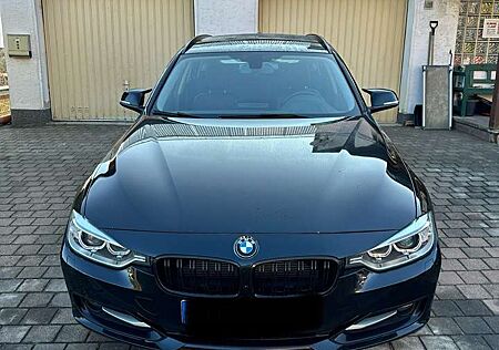 BMW 320d 320 Touring Sport-Aut. Sport Line