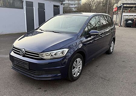 VW Touran Volkswagen 1.6 TDI SCR (BlueMotion Technology) Trendline