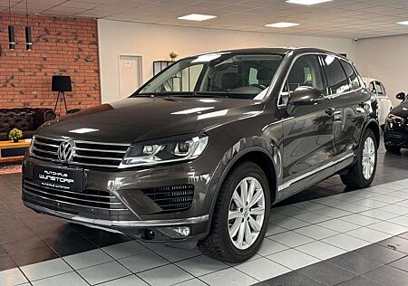 VW Touareg Volkswagen V6 TDI Terrain Tech 4M AHK/PANO/CAM/ACC/