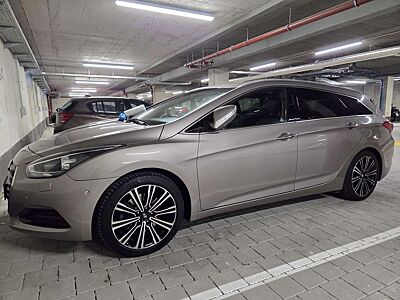 Hyundai i40 i40cw 1.7 CRDi blue Style