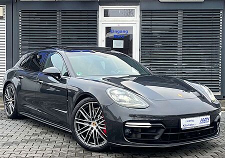 Porsche Panamera Sport Turismo GTS Chrono Pano Inspe NEU