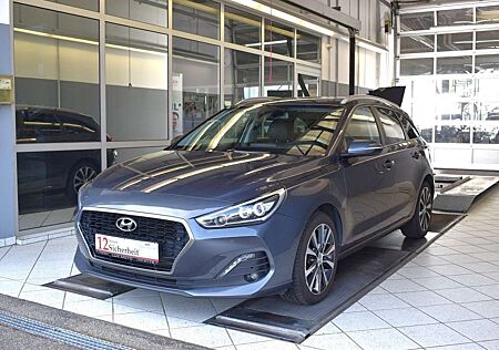 Hyundai i30 1.6 CRDi Select Automatik*Leder*PDC