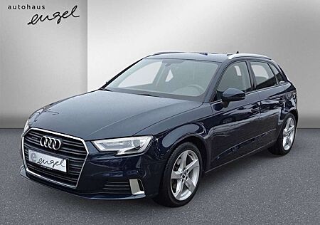 Audi A3 2.0TDI Sportback quattro sport,XENON,NAVI,SH,TE