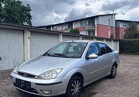 Ford Focus Ghia 1.8 **Klima, TÜV-Service-Allwetter Neu**