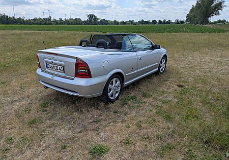 Opel Astra Cabrio 2.2 16V