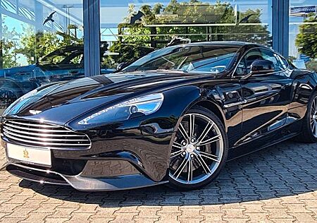 Aston Martin Vanquish / Service+Reifen neu/AM Garantie