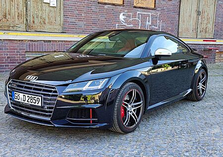 Audi TTS - quattro - S tronic