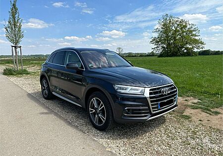 Audi Q5 2.0 TDI quattro S tronic design