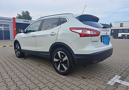 Nissan Qashqai 1.6 360